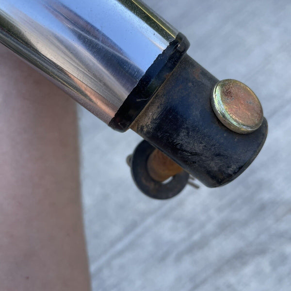 Kubota ZD21, ZD18 mower hydraulic deck lift cylinder assembly USED K3111-44950