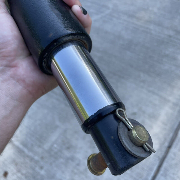 Kubota ZD21, ZD18 mower hydraulic deck lift cylinder assembly USED K3111-44950